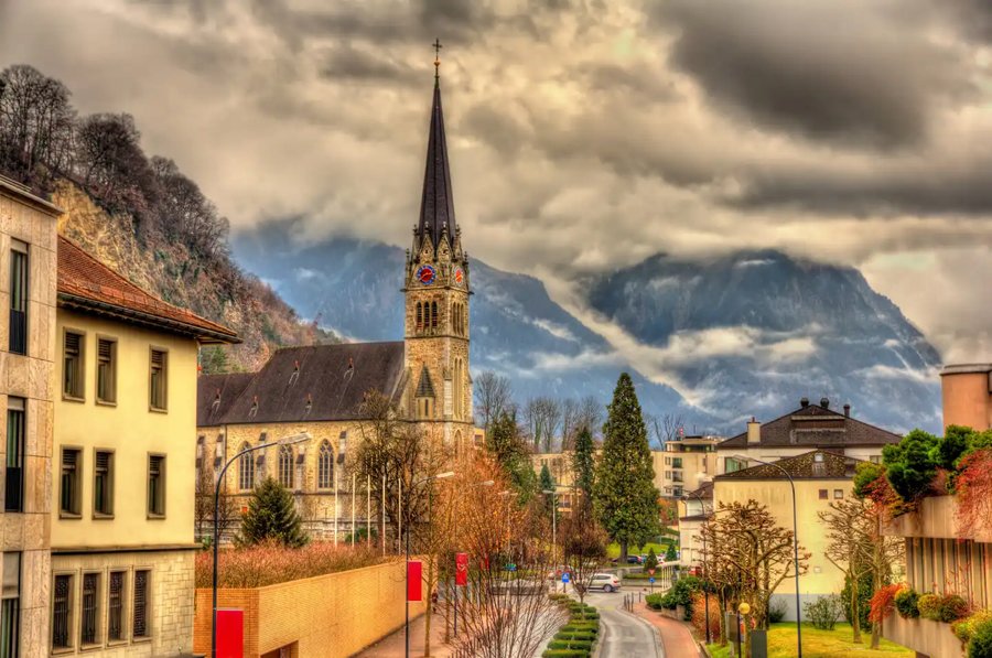 За сколько можно купить квартиру или дом в Лихтенштейне