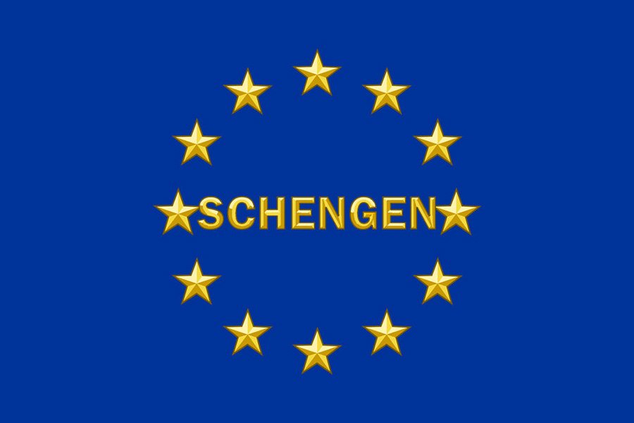 Румынию и Болгарию приняли в Шенгенскую зону