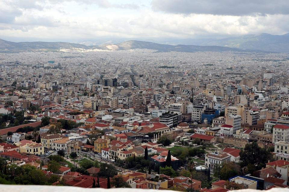 Греция приближается к рекордным показателям цен на жилье