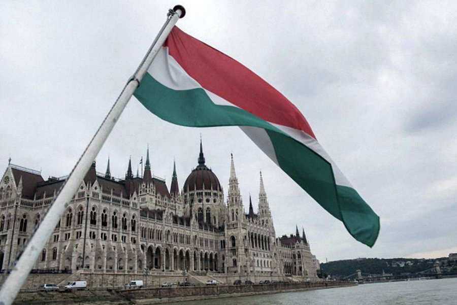 В Венгрии объемы строительства упали, но количество строительных разрешений выросло