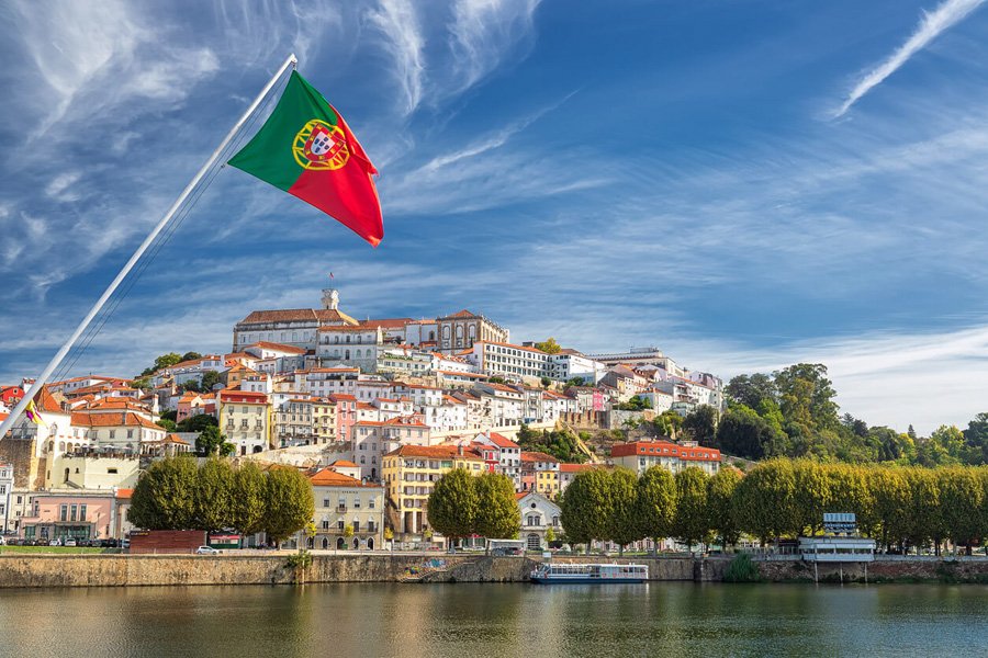 Цены на жилье в Португалии продолжили рост в апреле, на Мадейре и Азорских островах рост замедляется