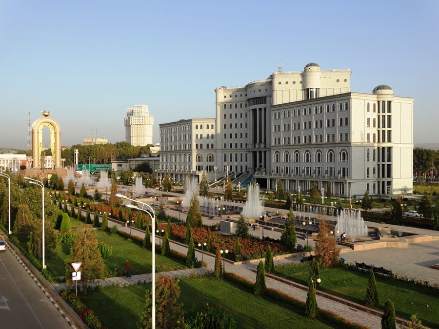 Как россиян принимают в Таджикистане, Узбекистане и Киргизии