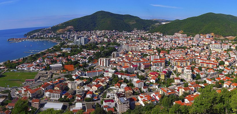 МИД Черногории предложил ввести визы для россиян
