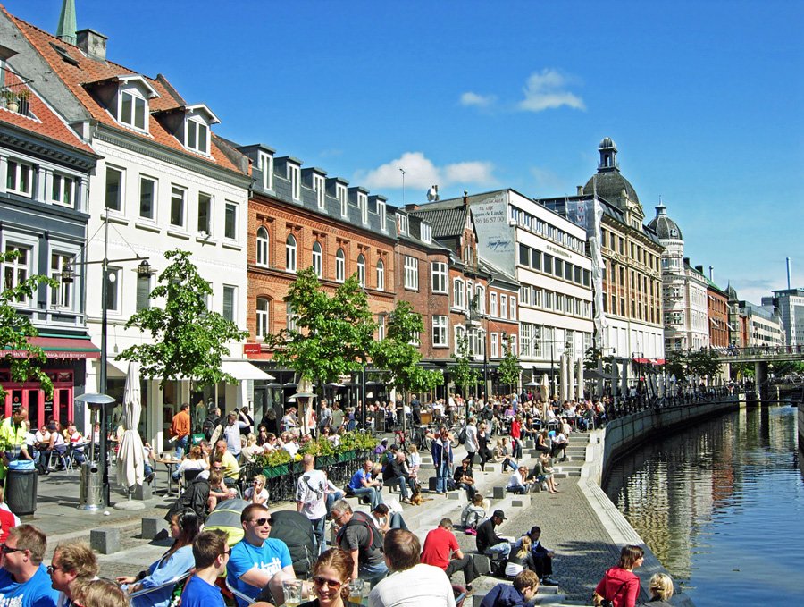 Обрушились цены на дома в муниципалитетах Дании: данные второй половины 2022 года