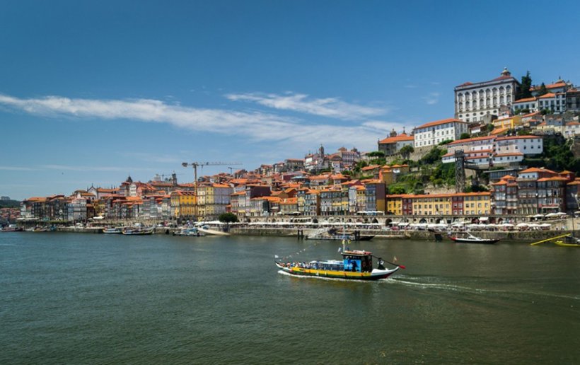 Португалия собирается отменить золотые визы