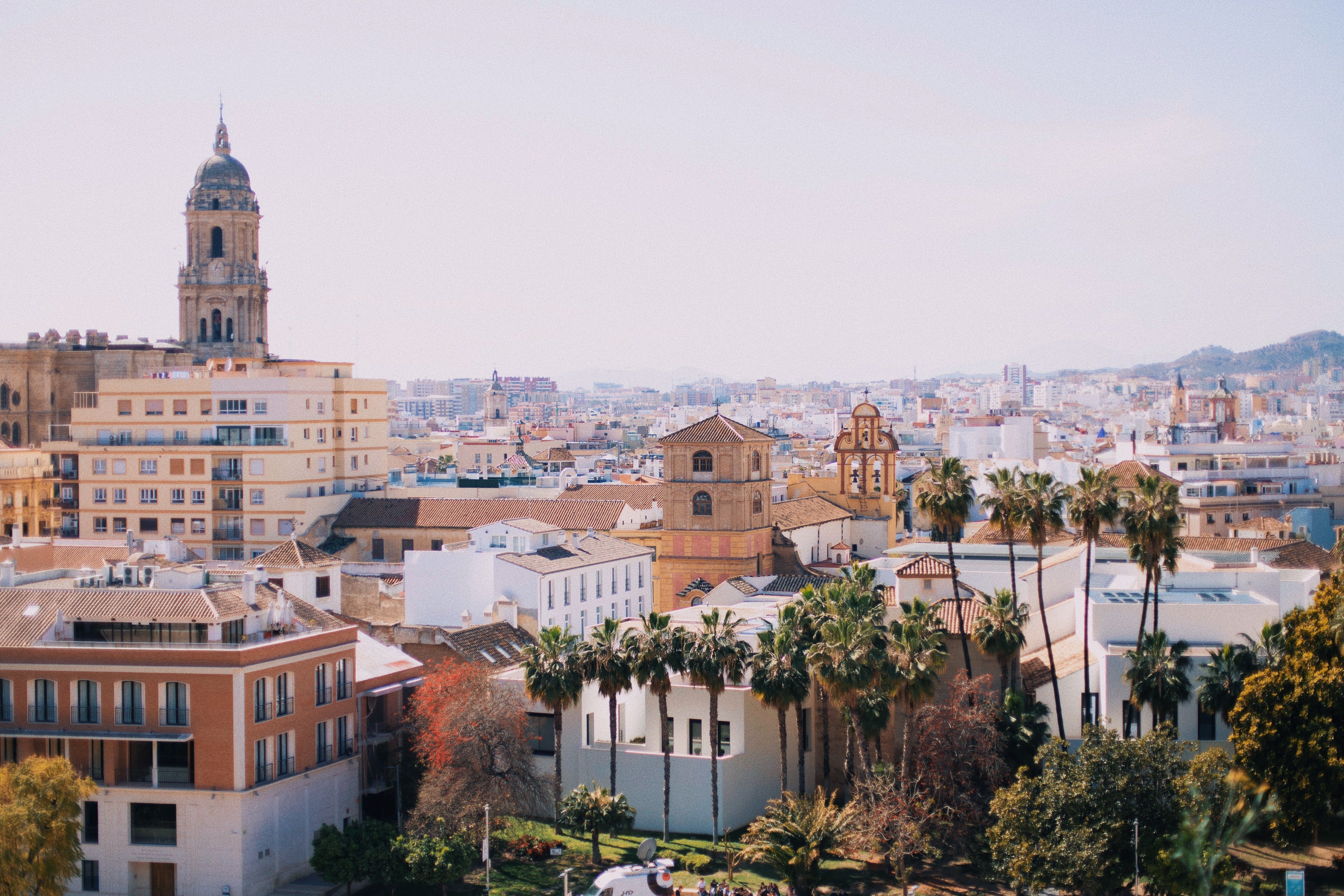 Malaga. Малага Испания. Кафедральный собор Малаги Коста-дель-соль Испания фото. Испания Мария дель соль. Испания реальная.