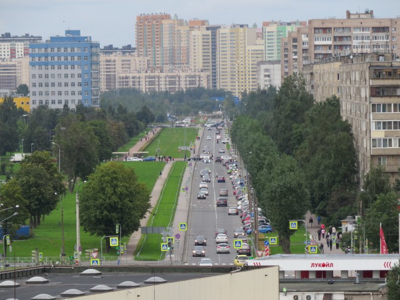 Продажи на вторичном рынке Петербурга упали на 40%