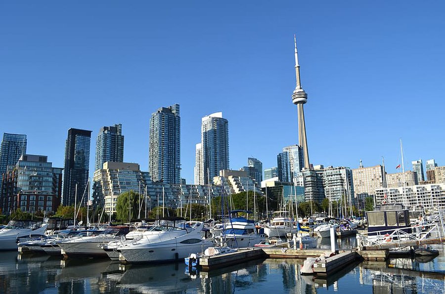Канада смягчила ограничения для иностранцев.  Кому можно покупать жилье