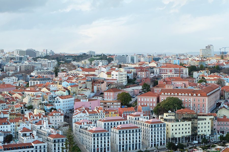 Гражданам Португалии не хватает денег на аренду жилья