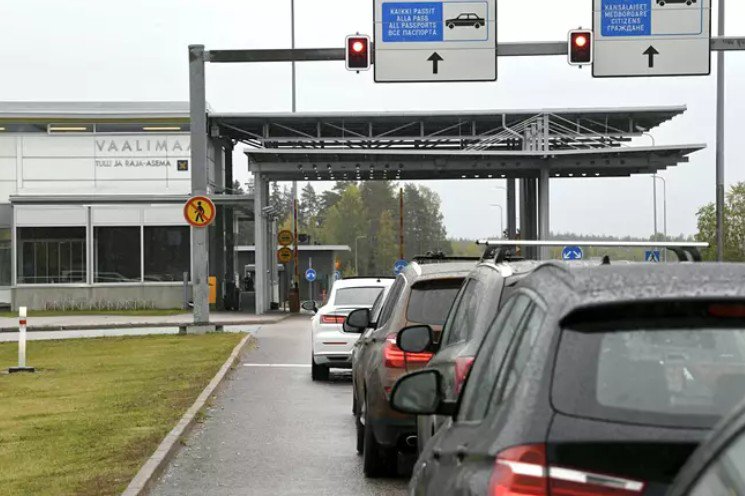 На границе РФ начали аннулировать визы граждан Финляндии и других стран Евросоюза