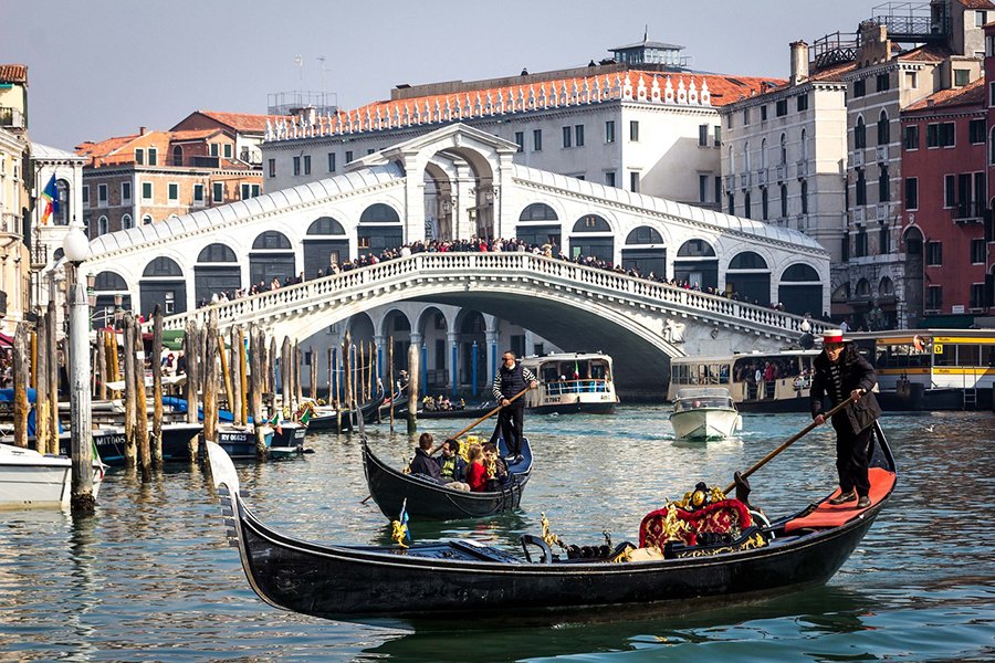 Венеция ввела новые ограничения, а стоимость отдыха в Италии выросла на 130%