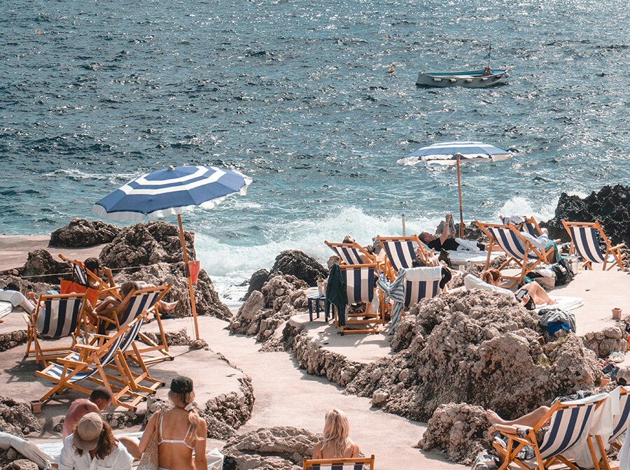Russians Travel to Europe via Third Countries — Despite Sanctions and Visa Barriers