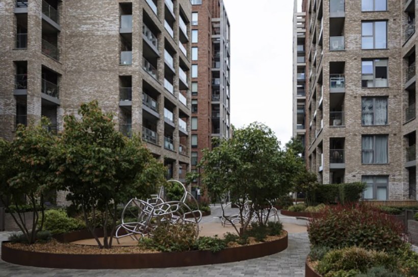 UK Housing Construction: Developers Shifting Away from High-Rises