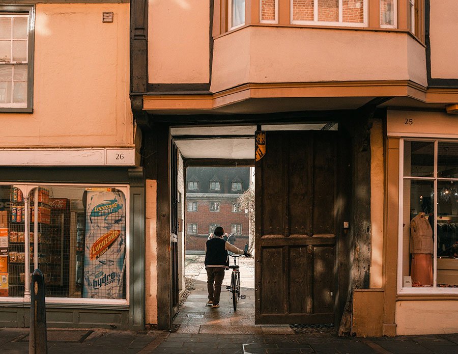 Сбережения британцев сокращаются под налоговым бременем