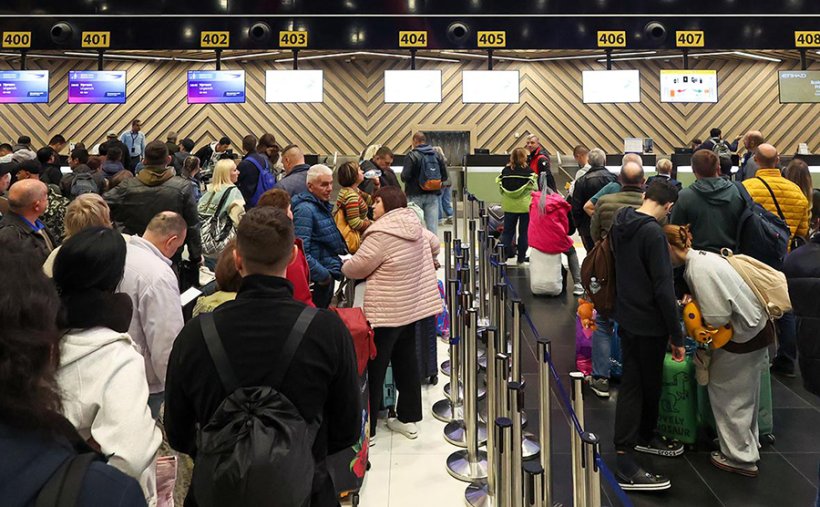 Сбой системы бронирования авиабилетов в России: отмены и задержки рейсов