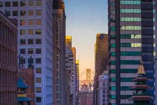 Рынок жилья США: ставки по ипотеке упали до трехлетнего минимума