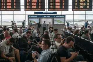 Collapse of Air Travel in the Middle East