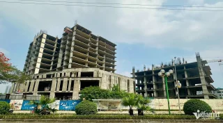 Hanoi Confronts Idle Golden Land