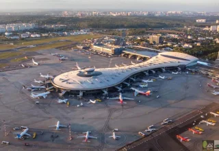 Аэропорты Москвы опять не работают: атаки дронов