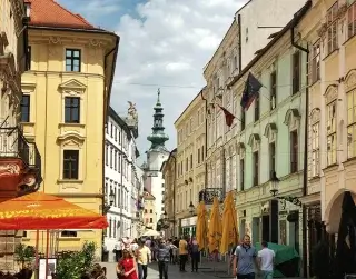 Slovakia Suspended Schengen Visa Issuance for Russians