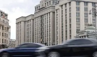 Россиян за границей могут лишить имущества и денег на родине