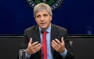 Argentina aims to obtain investment-grade status by 2031