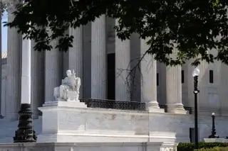 Верховный суд США сохранил гражданство по рождению и отклонил указ Трампа