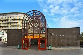 Метро разделило цены на жилье в Праге