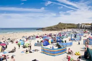 Hot Summer Boosts UK Domestic Tourism