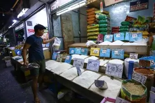 Philippines’ Inflation Trap Forces Rates Higher