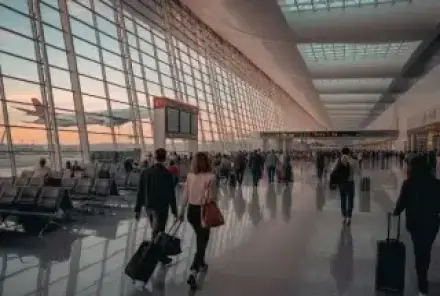 Аэропорты Европы в 2025 году: борьба хабов и рост южных направлений