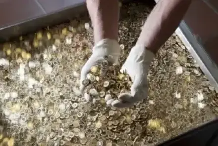 Швейцария закрепила право на наличные деньги в Конституции