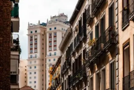 Продажи жилья в Испании в 2025 году выросли до максимума с 2007 года