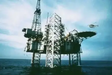 Страны Персидского залива сокращают добычи нефти