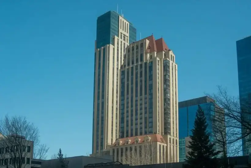 Канадские отели фиксируют первый спад с весны