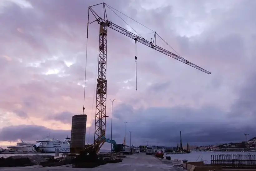 Строительный сектор Болгарии показал умеренный рост в декабре