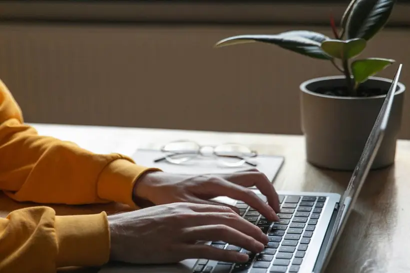 Крупнейшие гостиничные сети России отключили продажи через «Яндекс Путешествия»