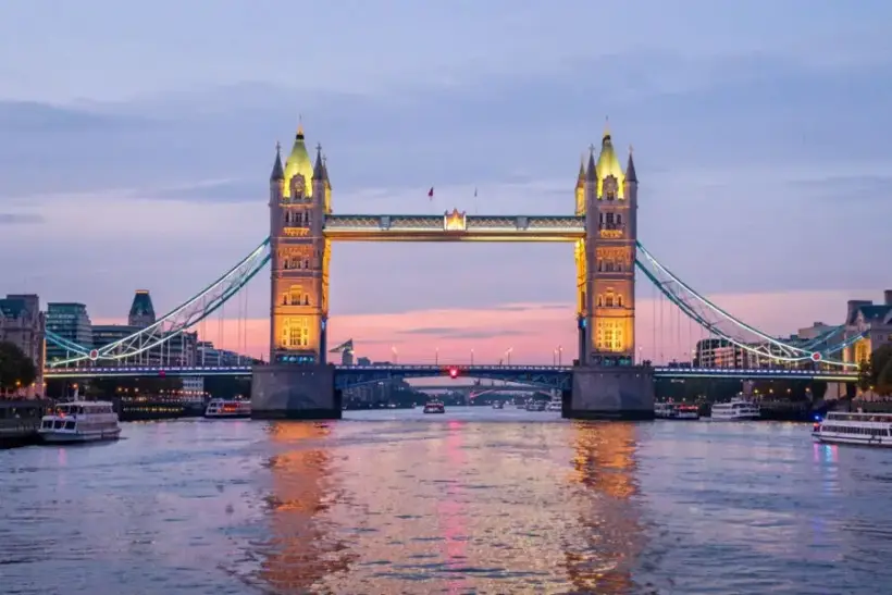 Британия вводит обязательную ETA для безвизовых стран