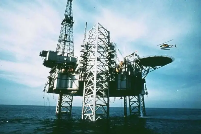 Страны Персидского залива сокращают добычи нефти