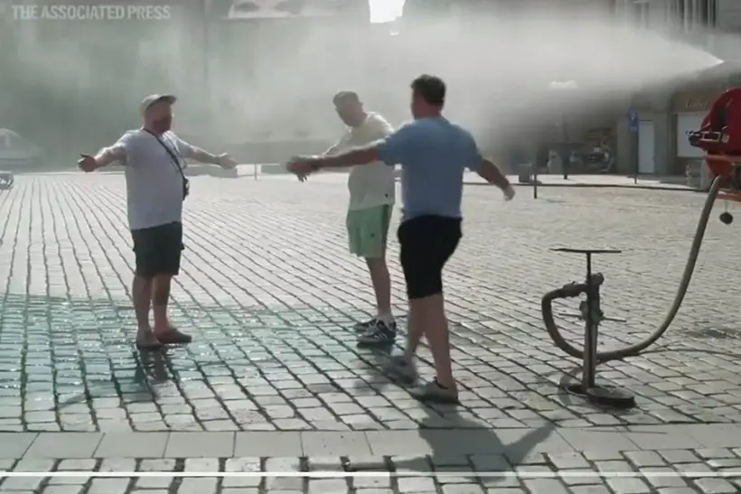 Anomalous Heat Wave in Europe: More Than 1,300 Deaths in a Week