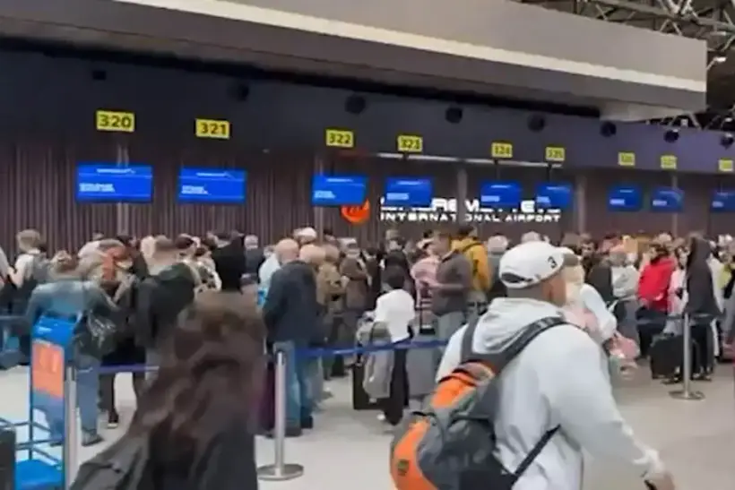 Drone attack disrupts Moscow airports: over 500 flights delayed and cancelled