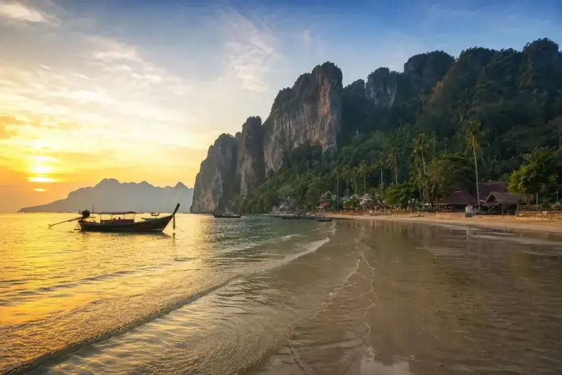 Thailand Trades Mass Tourism for Higher Spending